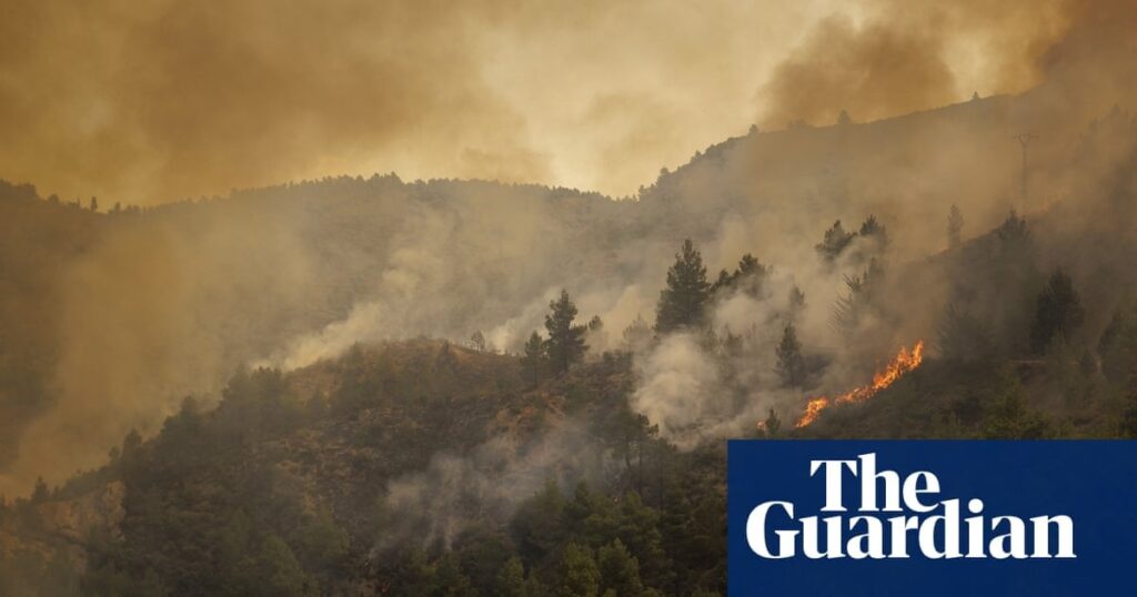 スペインの山火事 乗客が炎に包まれた列車から脱出した後 最大人が負傷 Walk News